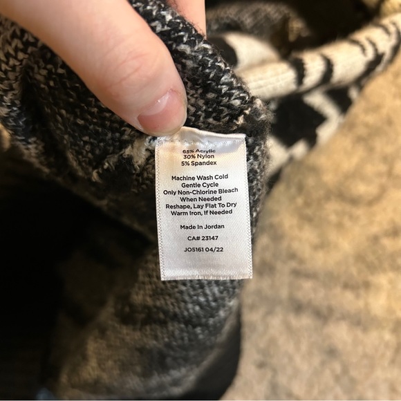 TALBOTS | Houndstooth Jacquard Cardigan Petite - Picture 11 of 11